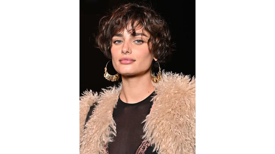 Taylor Hill embraces her natural curls to add texture to her Bixie cut 