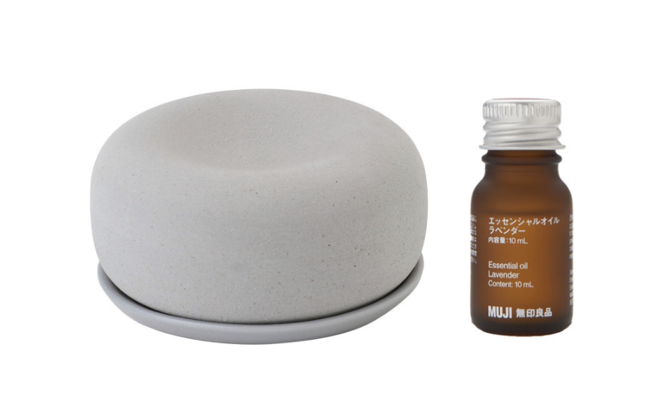 [Bundle Set] MUJI Aroma Stone (Grey) and Lavender Essential Oil 10ml Set (Photo: Shopee)