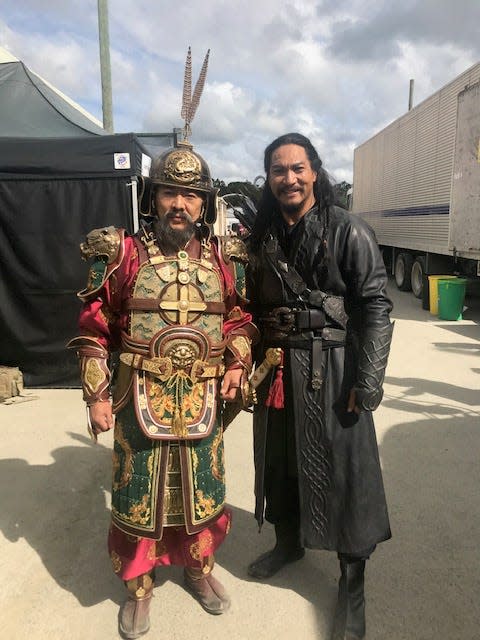Enemies onscreen, Jason Scott Lee made sure to get a picture with Jet Li on the set. "He's always been a hero of mine," says Lee.