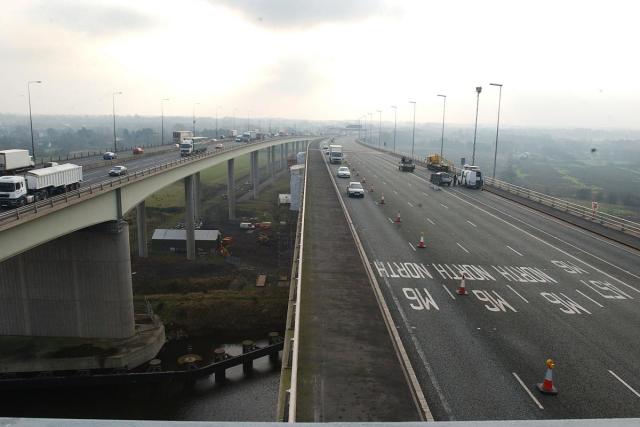 Motorway users warned of overnight closures on Thelwall Viaduct