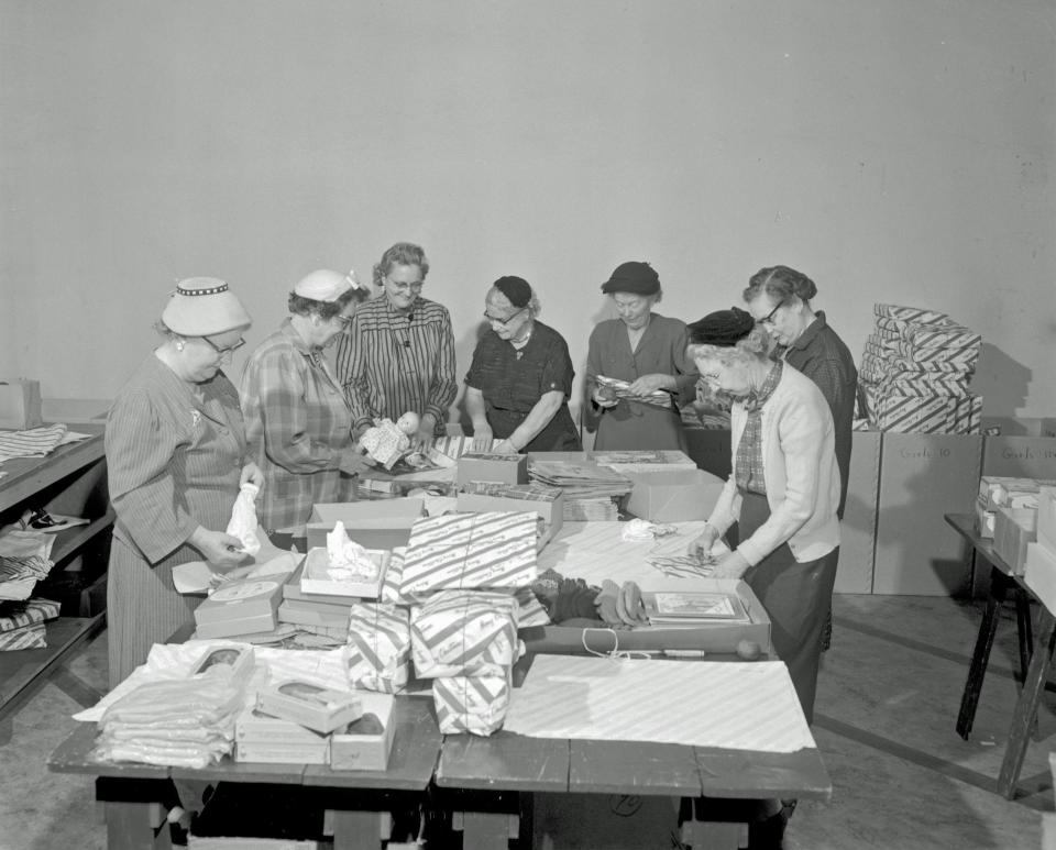 The Santa Claus Girls have had a tradition of giving to children in need for over a century. / Credit: Grand Rapids Public Library