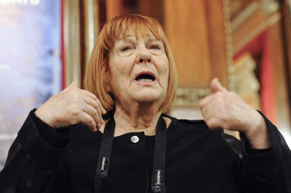 OBIT - Letizia Battaglia gestures during a press conference on March 2016 in Palermo, Italy. Letizia Battaglia, an Italian photographer who documented the arrests of Mafia bosses and the bodies of their victims, has died in her native Sicilian city of Palermo. She was 87. (Guglielmo Mangiapane/LaPresse via AP)