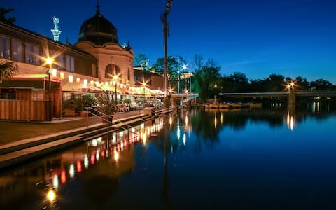 Budapest Ice Rink, Hungary - Credit: Copyright Romeo Reidl/Romeo Reidl