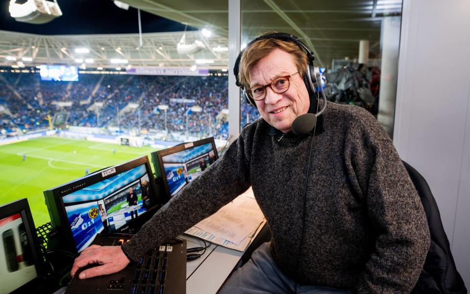 Wenn am Sonntag England gegen Italien im EM-Halbfinale spielt, hört man im ZDF nicht wie erwartet Béla Réthy als Kommentator. (Bild: ZDF / Torsten Silz)