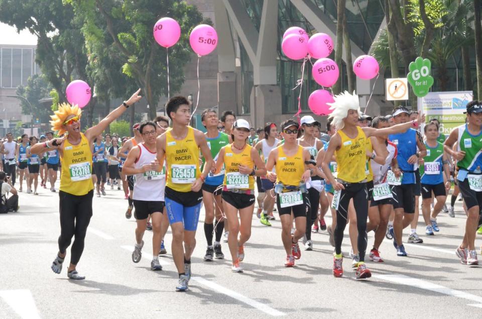 BMW is this year's sponsor for the pacers programme for Full Marathon runners. (Photo by Saiful and Mokhtar)