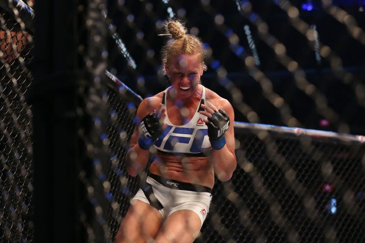 Holly Holm ended a three-fight losing streak Saturday by knocking out Bethe Correia at 1:09 of the third round in Singapore. (Getty)