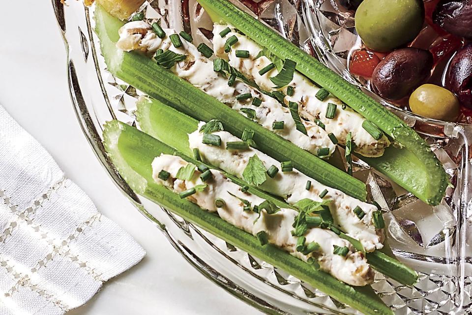 Cream Cheese-and-Walnut Stuffed Celery