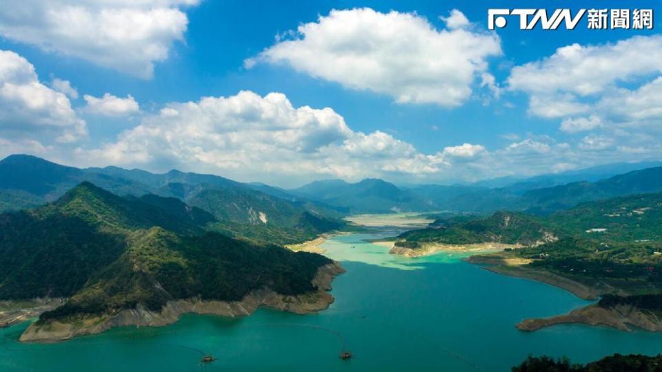 曾文水庫枯水期時的景象。（圖／取自於西拉雅國家風景區管理處）