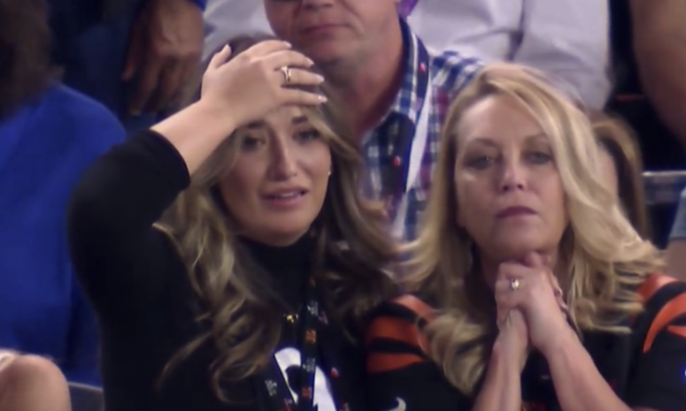 Joe Burrow's girlfriend and his mom react to a tough hit.