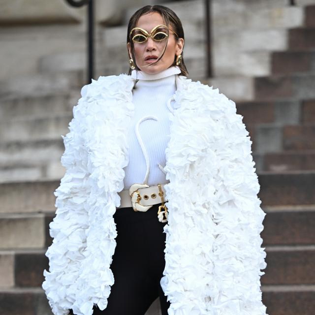 J.Lo Wears White Coat Made of 7,000 Rose Petals - PureWow