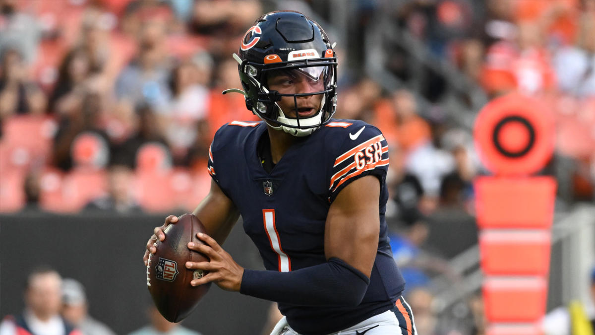 Justin Fields is a disaster. But so is everything else at the Chicago Bears, Chicago Bears