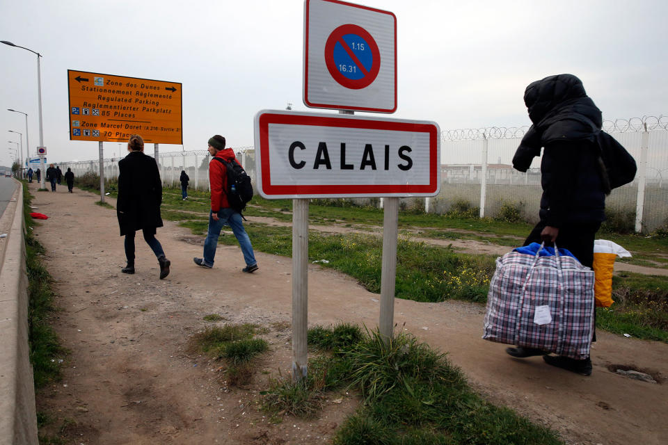 Clearing the ‘jungle’ migrant camp in Calais, France