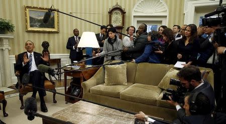 U.S. President Barack Obama speaks about a Supreme Court nominee from the Oval Office of the White House in Washington February 24, 2016. REUTERS/Kevin Lamarque