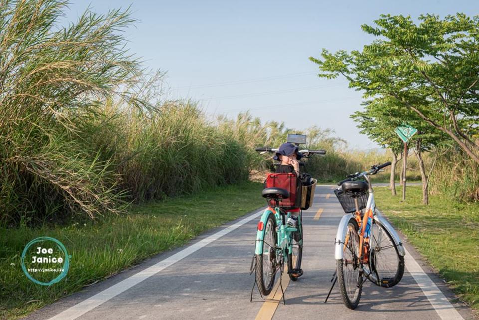 沿路自然景觀與生態豐富，而且車道路況平緩好騎。（圖片來源：潔妮食旅生活）
