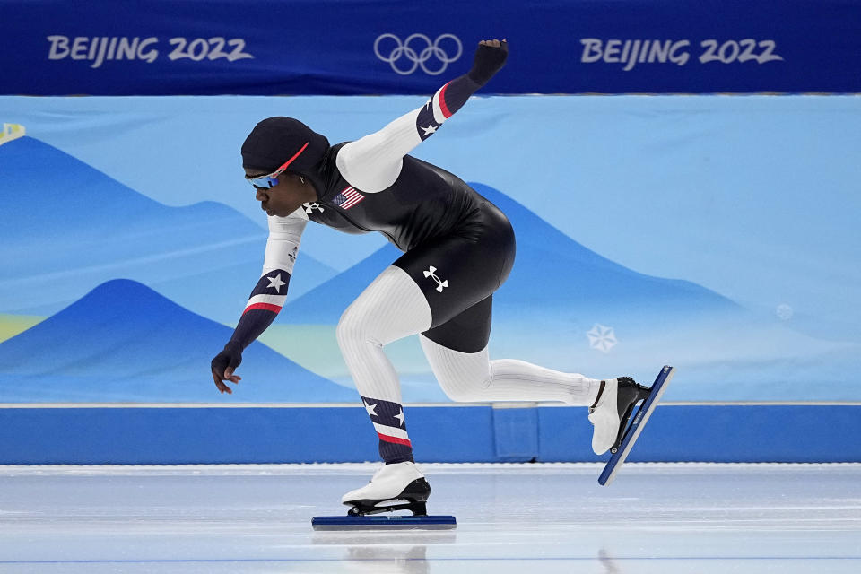 Erin Jackson of the United States competes in the speedskating women's 500-meter race at the 2022 Winter Olympics, Sunday, Feb. 13, 2022, in Beijing. (AP Photo/Sue Ogrocki)