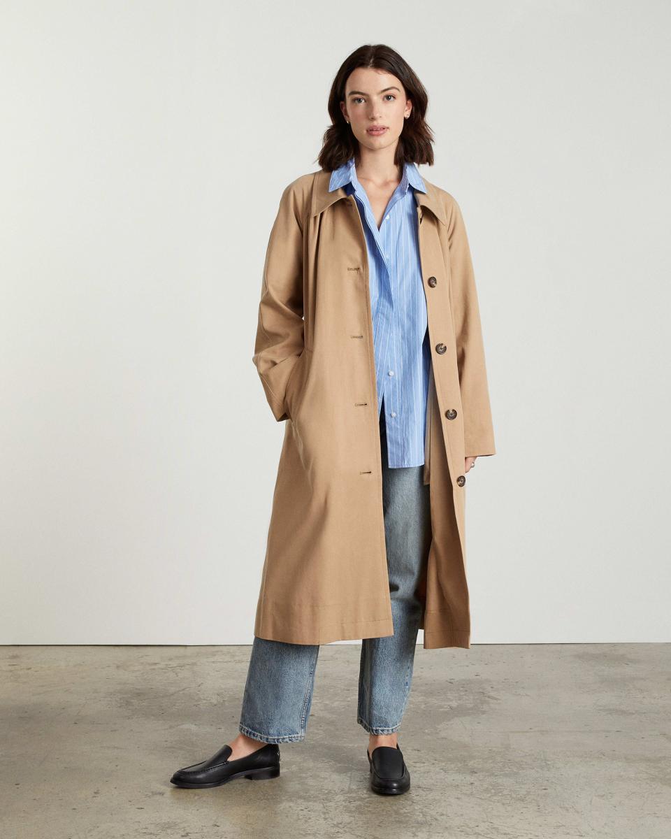 <p><a href="https://go.redirectingat.com?id=74968X1596630&url=https%3A%2F%2Fwww.everlane.com%2Fproducts%2Fwomens-gathered-mac-trench-ash-brown&sref=https%3A%2F%2Fwww.cosmopolitan.com%2Flifestyle%2Fa44109669%2Fdublin-kerry-ireland-travel-guide%2F" rel="nofollow noopener" target="_blank" data-ylk="slk:Shop Now;elm:context_link;itc:0;sec:content-canvas" class="link ">Shop Now</a></p><p>The Gathered Drape Trench</p><p>everlane.com</p><p>$109.00</p>