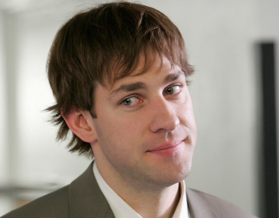 Krasinski wearing a wig in the 2007 episode "Product Recall."  (Photo: Chris Haston/NBCU Photo Bank/NBCUniversal via Getty Images)