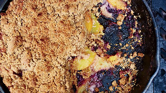 Skillet Graham Cake with Peaches and Blueberries