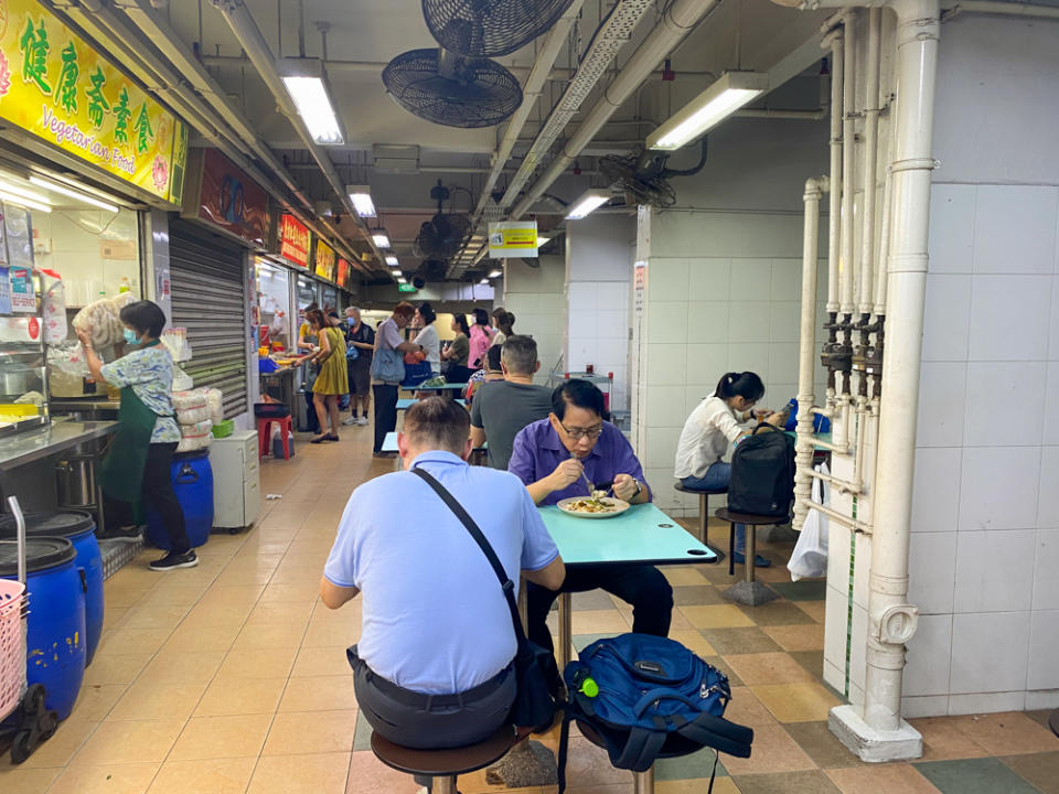 The Legend Roasted Meat Rice Noodle — Interior
