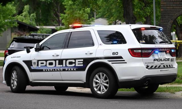 Overland Park police charity, shuttered amid investigation, urges DA to  decide on charges - Yahoo Sports