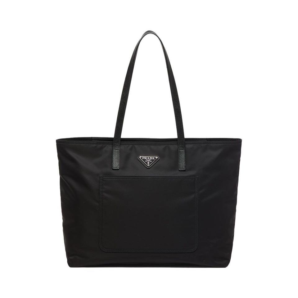 <p><a href="https://go.redirectingat.com?id=74968X1596630&url=https%3A%2F%2Fwww.prada.com%2Fus%2Fen%2Fp%2Fre-nylon-tote-bag%2F1BG052_R064_F0002_V_OOW&sref=https%3A%2F%2Fwww.elle.com%2Ffashion%2Fshopping%2Fg44450396%2Fbest-oversized-tote-bags%2F" rel="nofollow noopener" target="_blank" data-ylk="slk:Shop Now;elm:context_link;itc:0;sec:content-canvas" class="link ">Shop Now</a></p><p>Re-Nylon tote bag</p><p>prada.com</p><p>$1990.00</p>