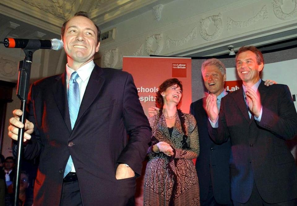 Kevin Spacey with Cherie Blair, President Bill Clinton and then Prime Minister Tony Blair in 2002 (POOL/AFP via Getty Images)