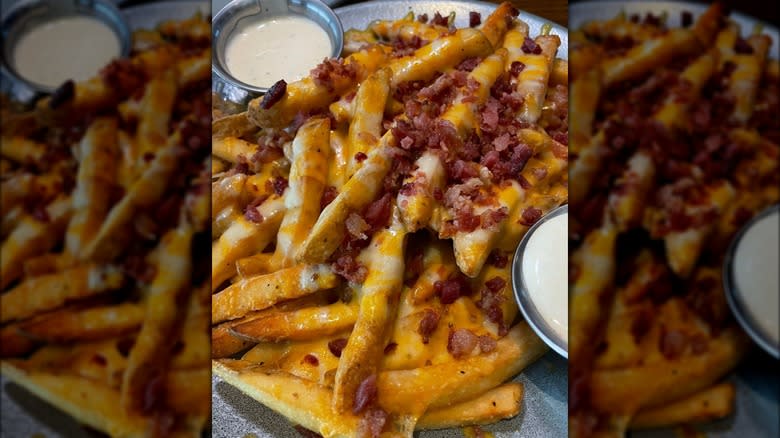 cheese fries with sauce and bacon