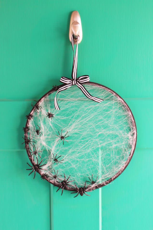 diy halloween wreath web