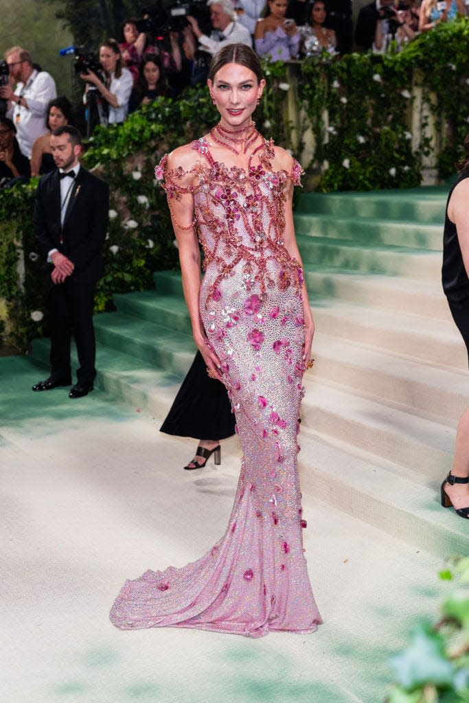 Karlie Kloss attends the 2024 Met Gala