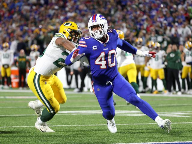 Buffalo Bills linebacker Von Miller (40) plays during an NFL