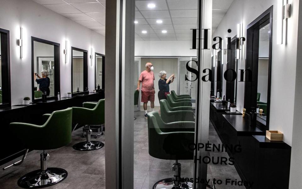 “Hair Salon” (2006-2017).