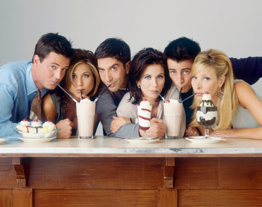 FRIENDS — Season 2 — Pictured: (l-r) Matthew Perry as Chandler Bing, Jennifer Aniston as Rachel Green, David Schwimmer as Ross Geller, Courteney Cox as Monica Geller, Matt LeBlanc as Joey Tribbiani, Lisa Kudrow as Phoebe Buffay (Photo by NBC/NBCU Photo Bank via Getty Images)