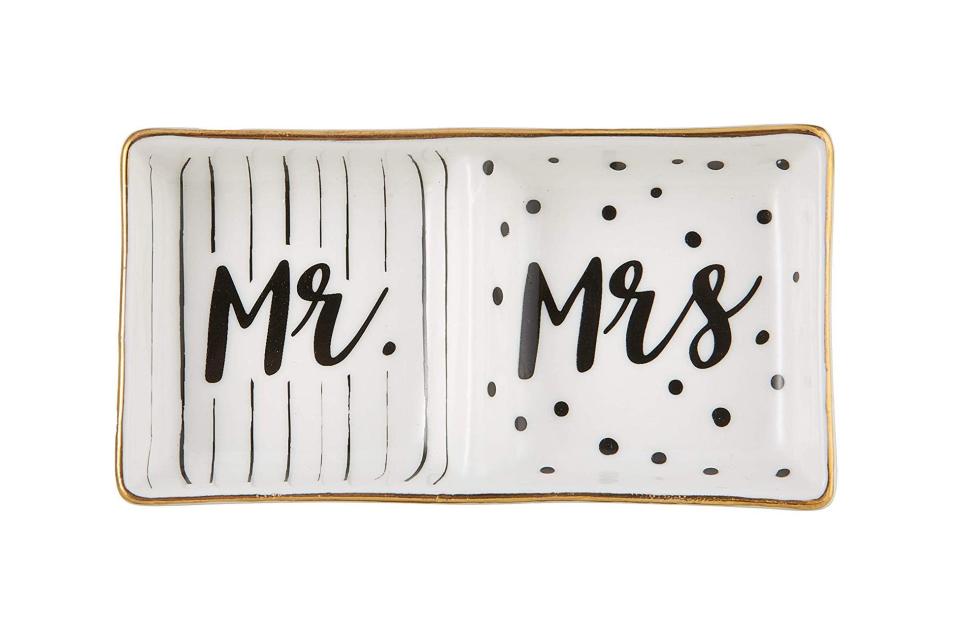 Mr. and Mrs. Ring Dish