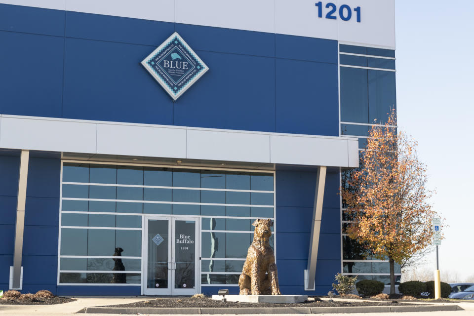 Monroe - Circa November 2020: Blue Buffalo distribution operations with a statue of Blue the Dog. Blue Buffalo is a division of General Mills and is a wholesome pet food manufacturer.