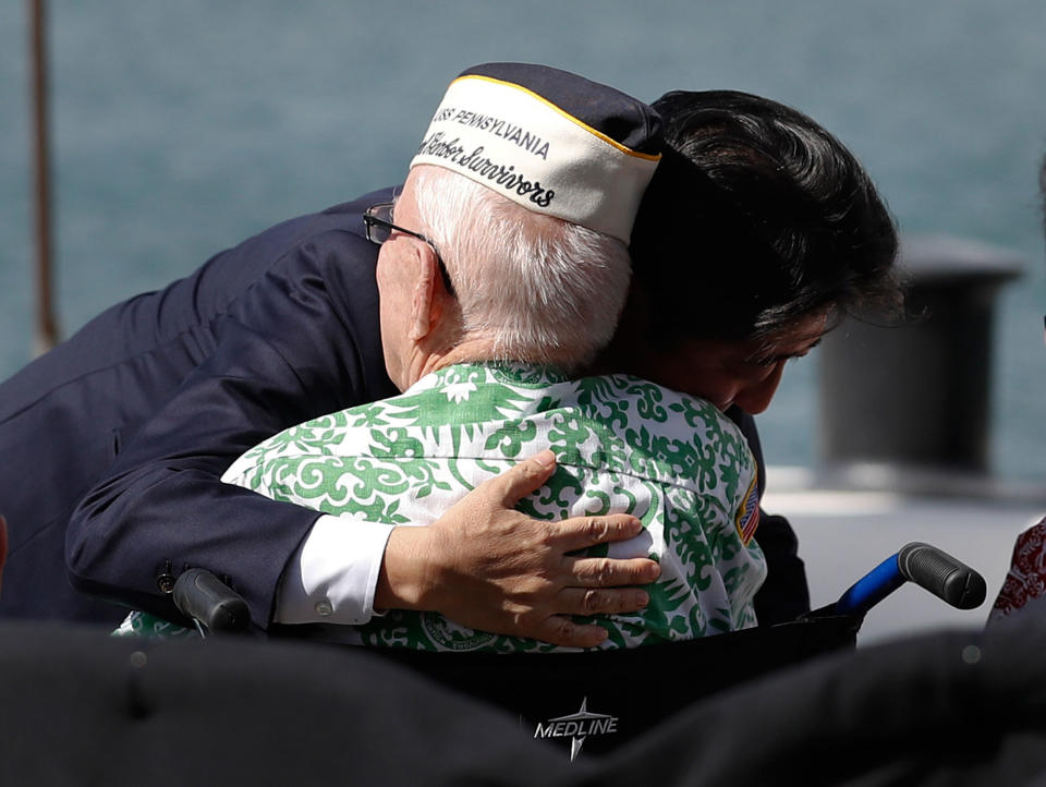 Japan’s Prime Minister Abe visits Pearl Harbor memorial on Hawaii trip