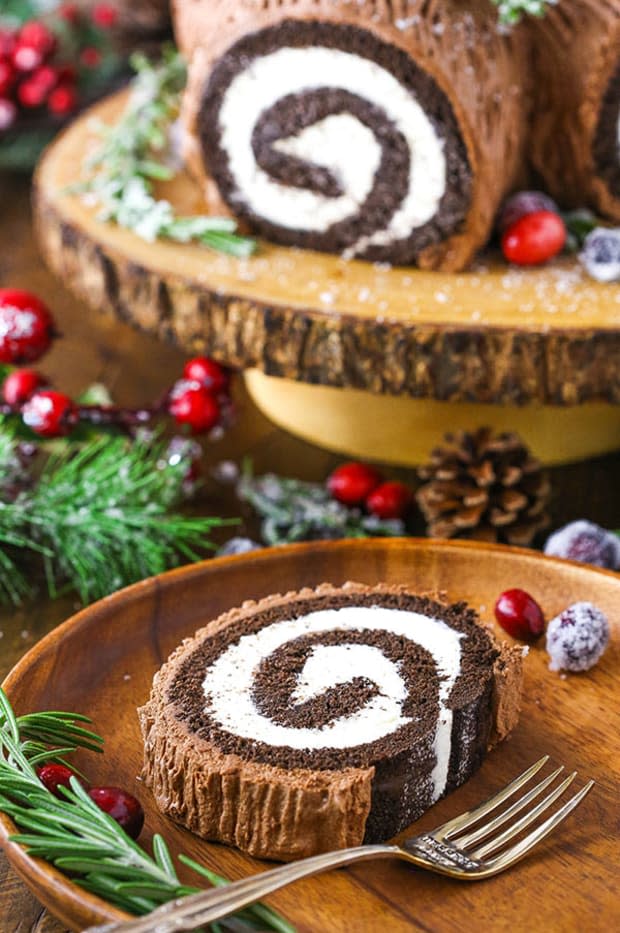 Yule Log (vegan & gluten-free) - Nirvana Cakery