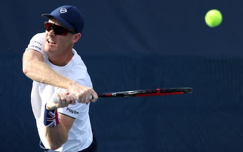 Jamie Murray returns the ball - Credit: getty images