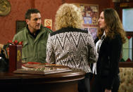 <p>Determined to get The Rovers for herself, Chloe puts in an offer that the McDonalds may not be able to refuse.</p>