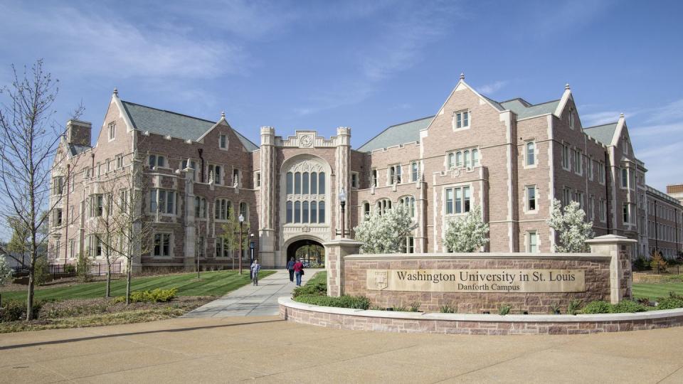 32) Washington University in St. Louis (in St. Louis, Missouri)