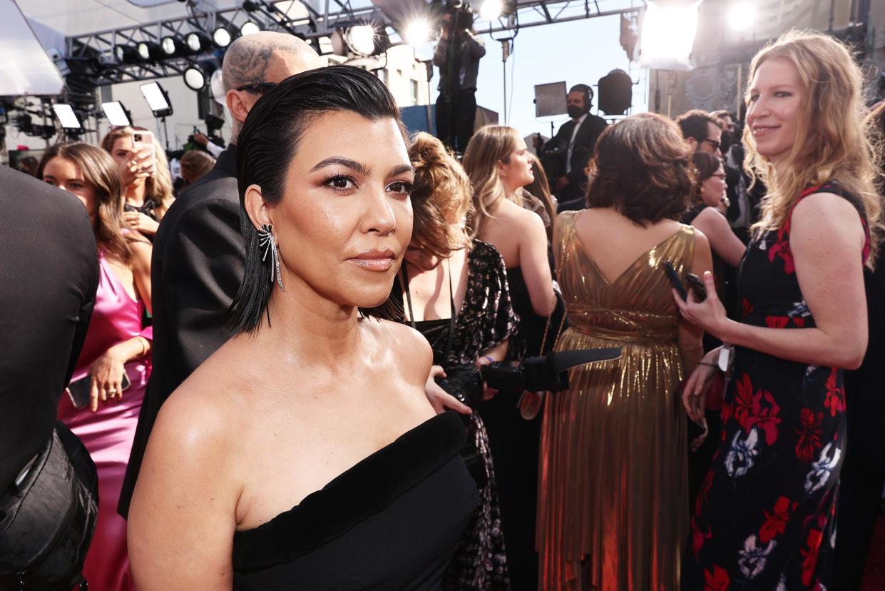 Kourtney Kardashian Lashes Out at Claims Kim Kardashian Purposely Shared Bikini Photo