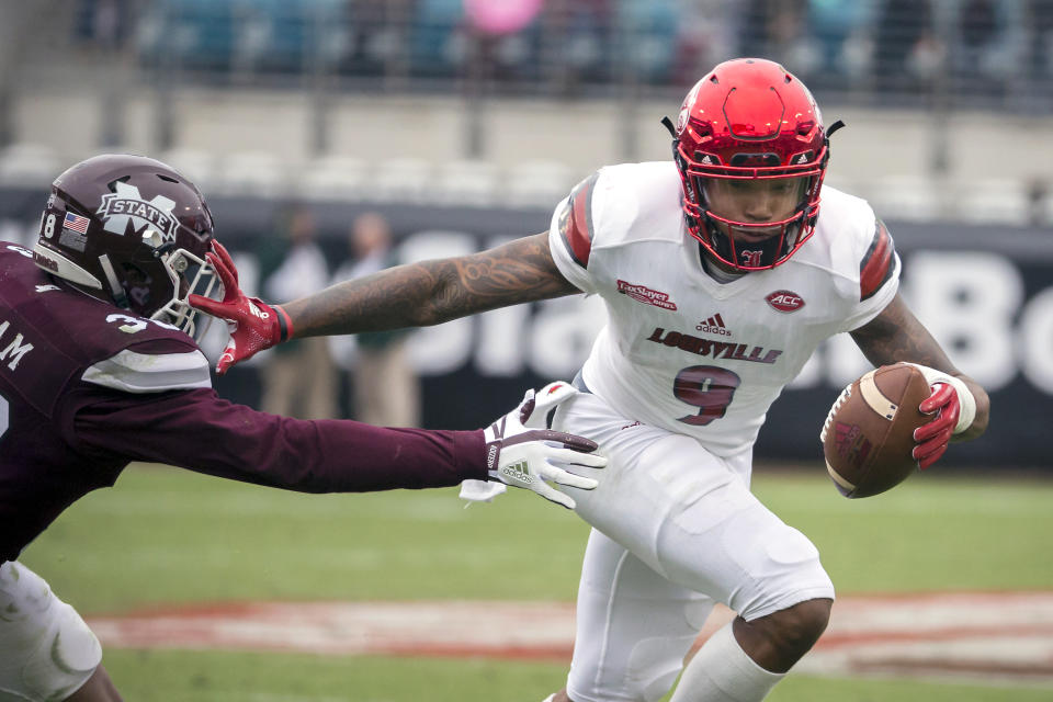 Louisville wide receiver Jaylen Smith (9) is one of the first players to speak out against the name of Papa John’s Cardinal Stadium. (AP Photo/Stephen B. Morton)