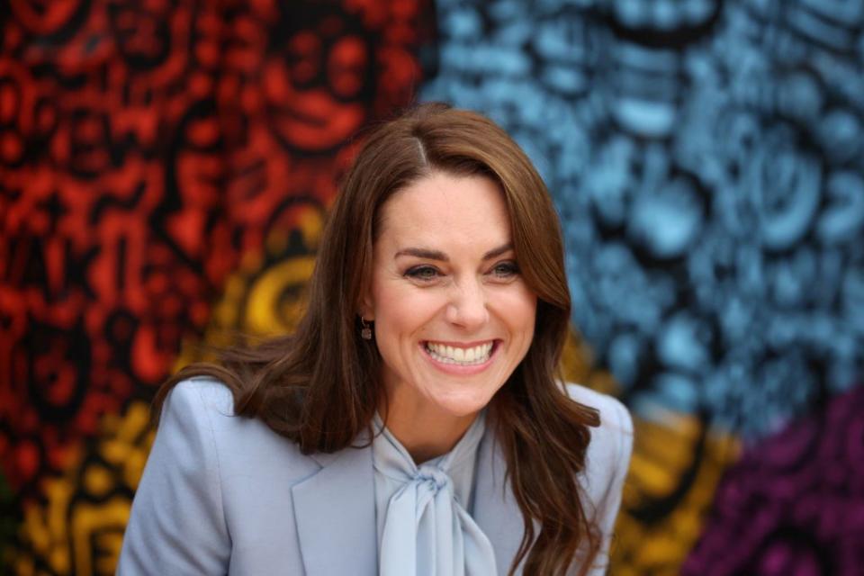 <p>Kate smiled widely during their visit to the Trademarket outdoor market in Belfast.</p>
