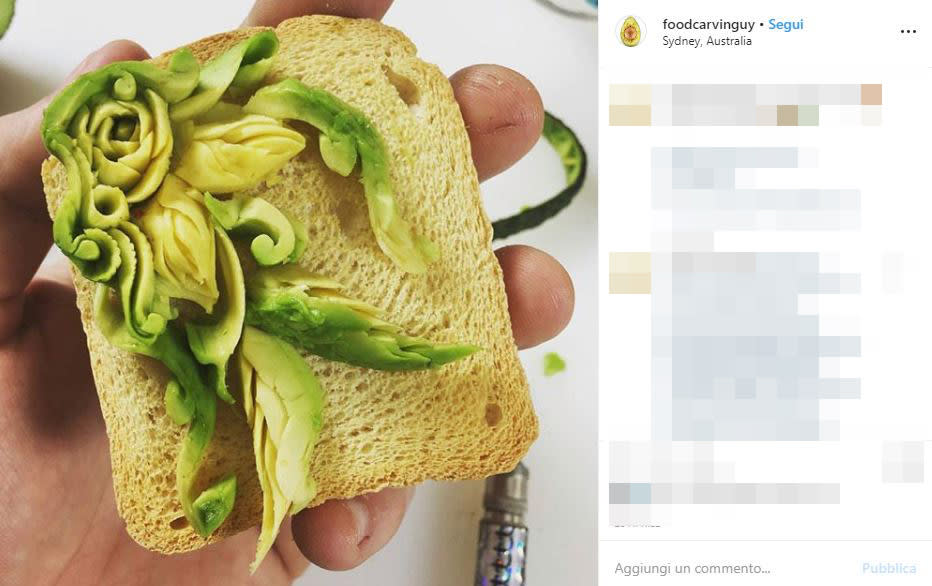 La fama è arrivata dopo un video di un avocado decorato diventato virale. Ma Daniele Barresi intaglia anche cocomeri, castagne, zucche, fragole e tutto quello che la natura offre. Nell'ultimo periodo ha sperimentato anche nuovi materiali più durevoli: sapone, cera, resina, silicone e polistirolo.