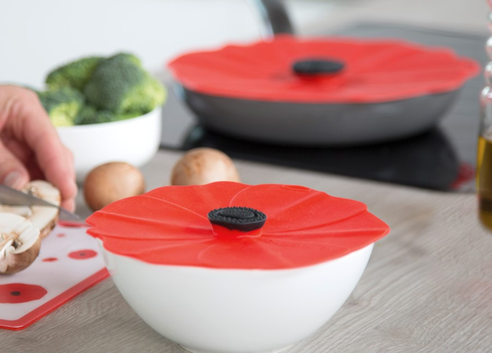 poppy-style silicone lids 