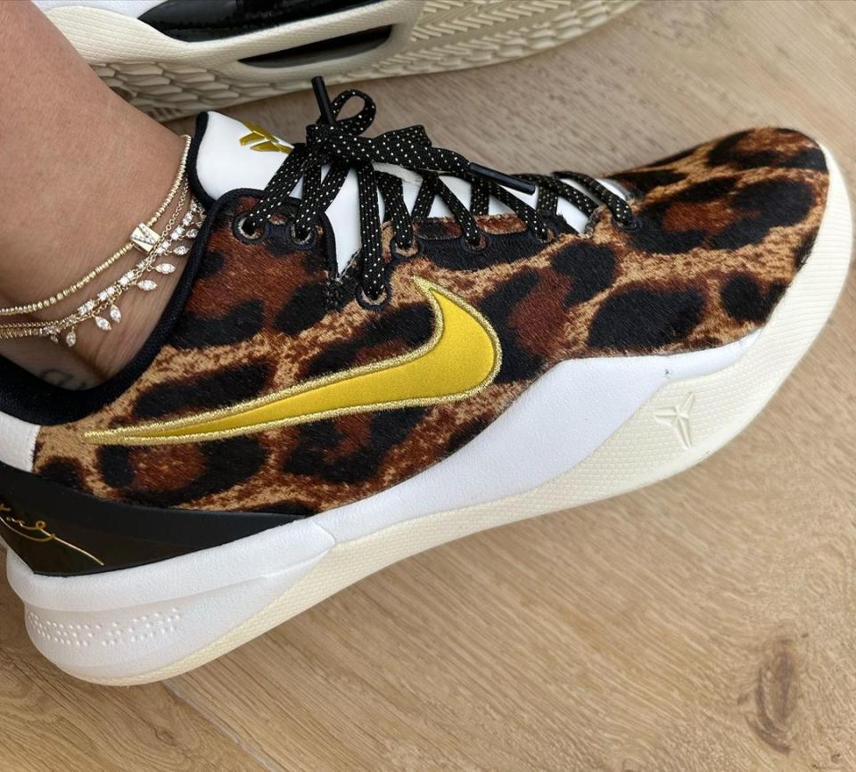 Nike Kobe 8 Protro Leopard Print Vanessa Bryant Exclusive 