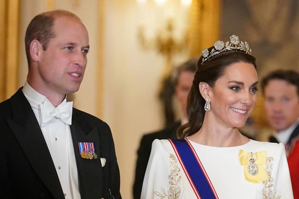 Kate Middleton wears rarely-seen 1930s crown: The royal family's most ...