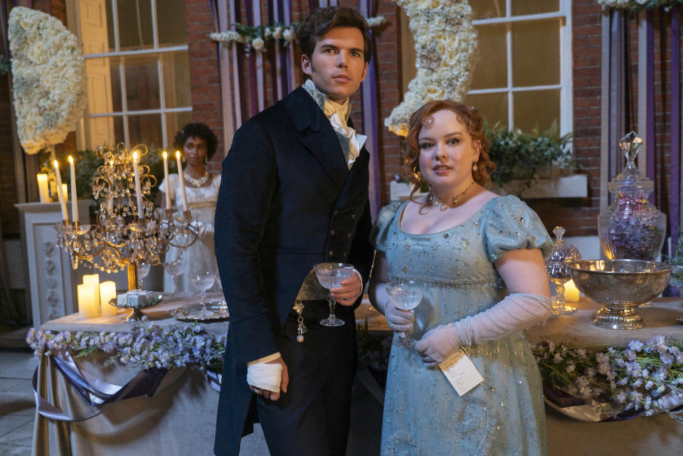 (L to R) Luke Newton as Colin and Nicola Coughlan as Penelope Featherington in Season 3, Episode 2.