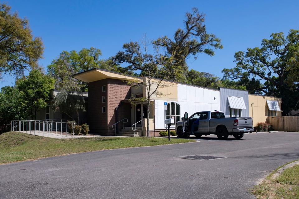 Re-Entry Alliance Pensacola Inc. is set to receive $370,501 in federal grant funds from the city of Pensacola to buy the old Pathways For Change building on West Blount Street to turn the building into a homeless shelter with 12 private rooms. 