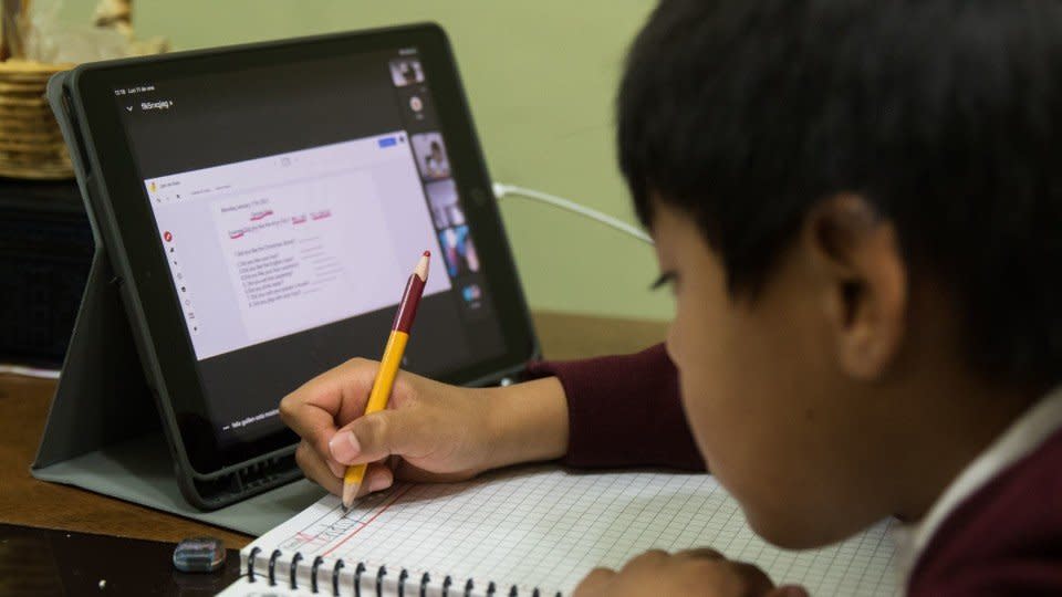 Colima tendrá clases virtuales la próxima semana para evaluar datos en escuelas por sismo