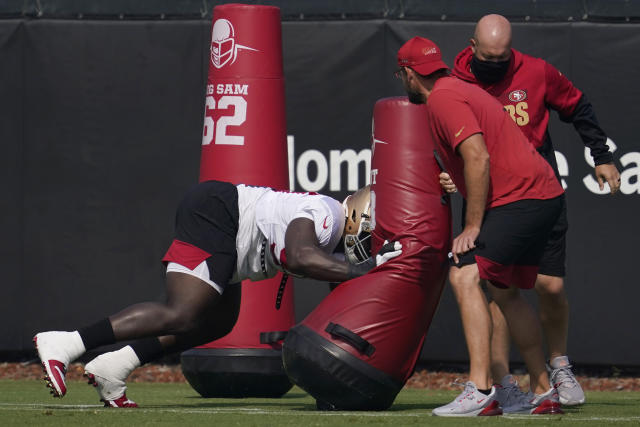 Rookie DT Javon Kinlaw has big shoes to fill for 49ers